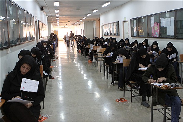 5 هزار و 500 داوطلب آزمون دکتری تخصصی در واحد تهران مرکزی به رقابت پرداختند